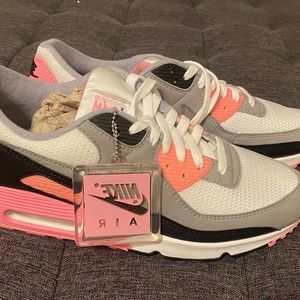 Nike Air Max Rose NEW Pink and Gray
